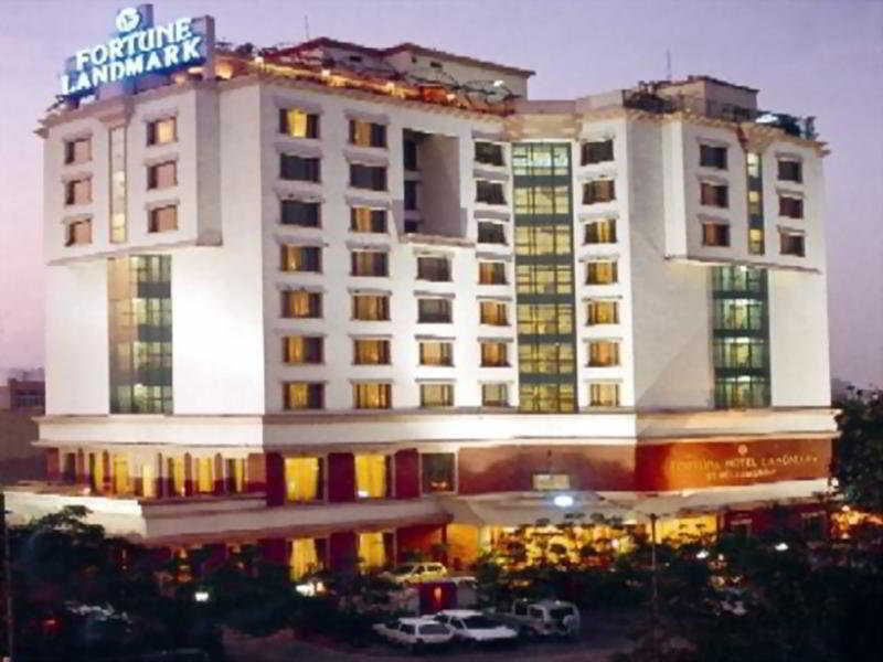 福特地标酒店 - Itc酒店集团成员 阿穆达巴 外观 照片