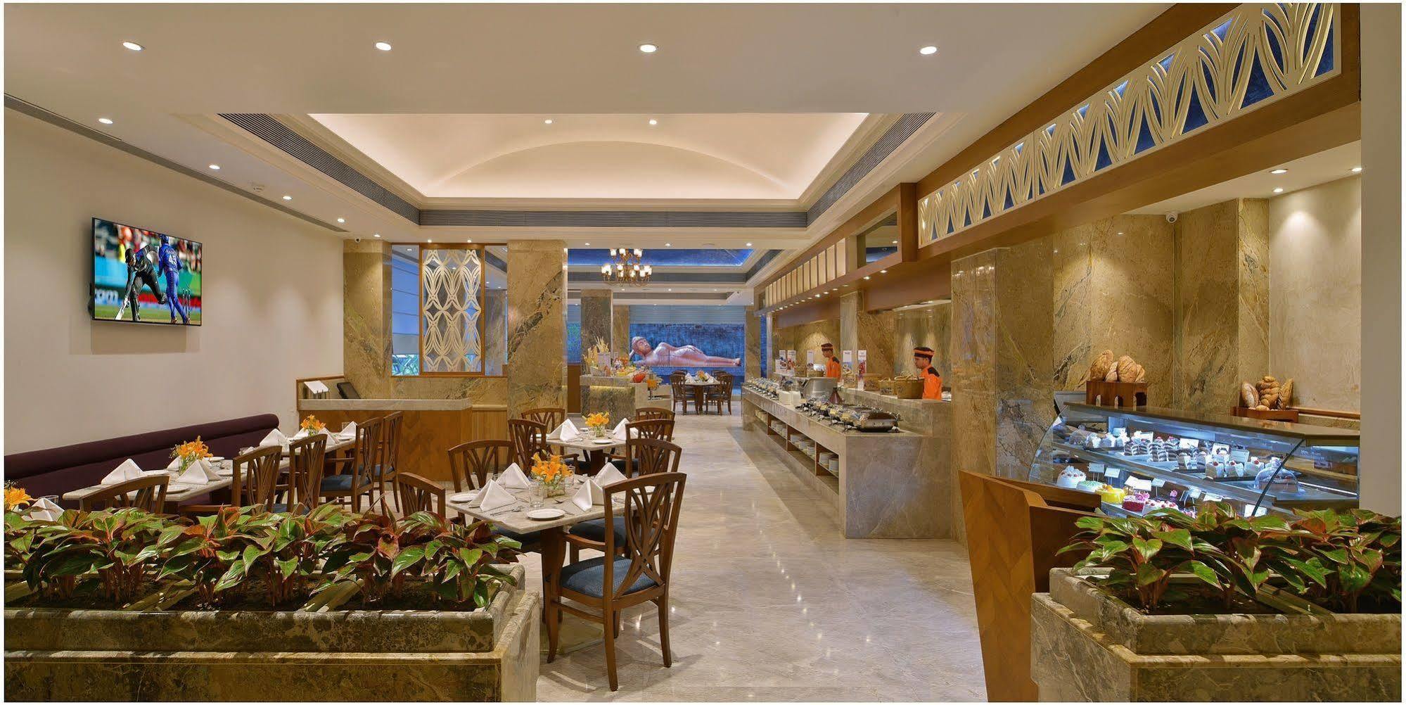 福特地标酒店 - Itc酒店集团成员 阿穆达巴 外观 照片